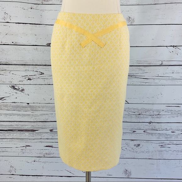 Le Suit Dresses & Skirts - Le Suit Yellow Pencil Skirt ribbon